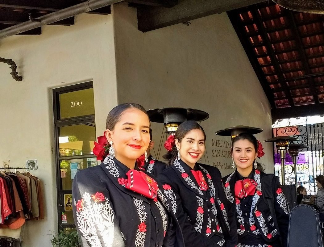 Tucson High School entertainers