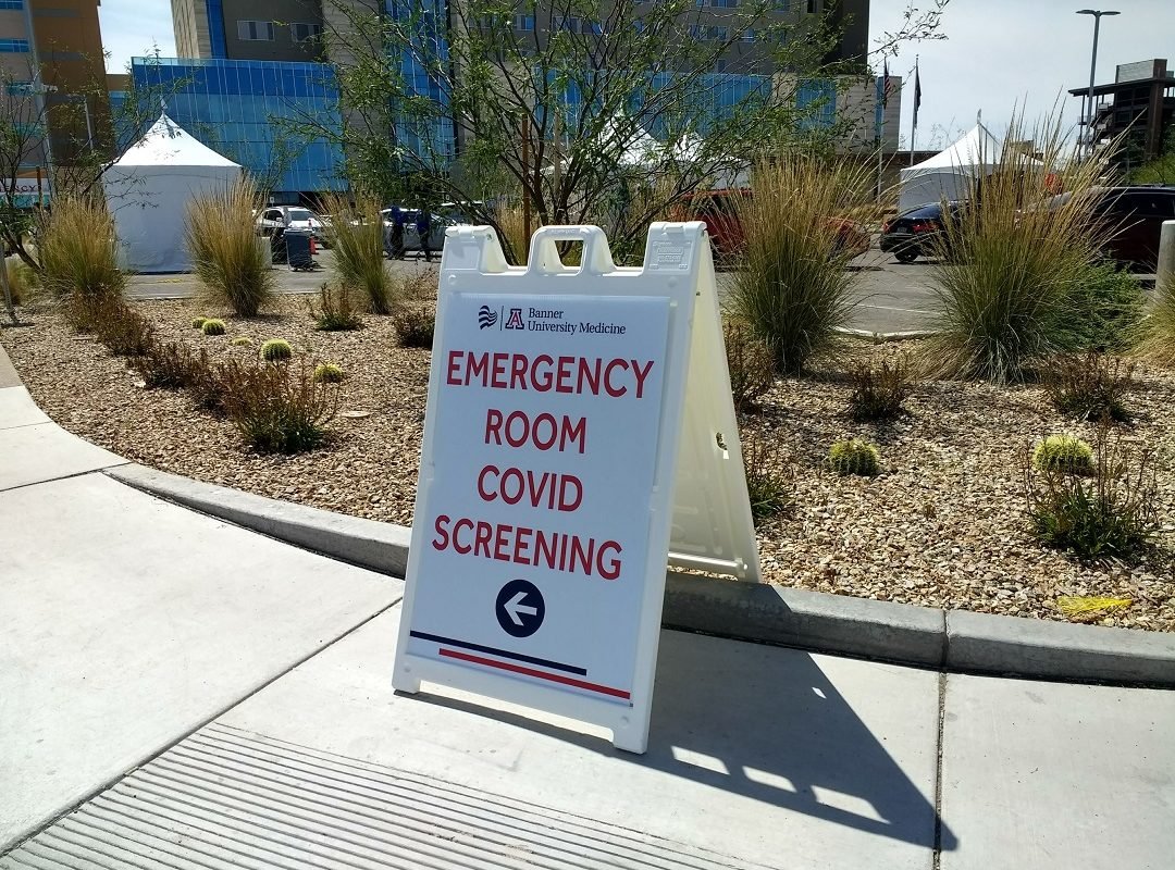 covid testing sign