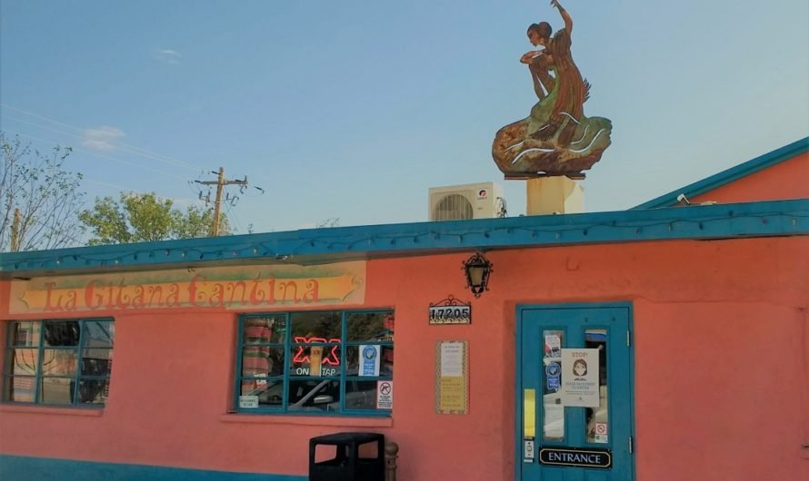 Lunch with Joy at the oldest cantina in Arizona