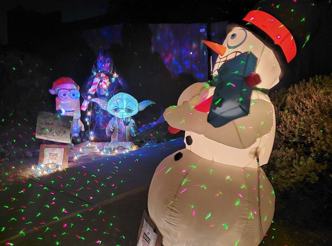 Frosty yoda darth vader minion inflatable decorations Tucson 2020