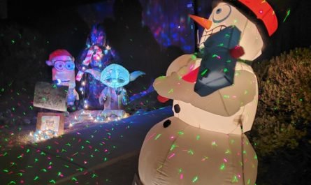 Frosty yoda darth vader minion inflatable decorations Tucson 2020