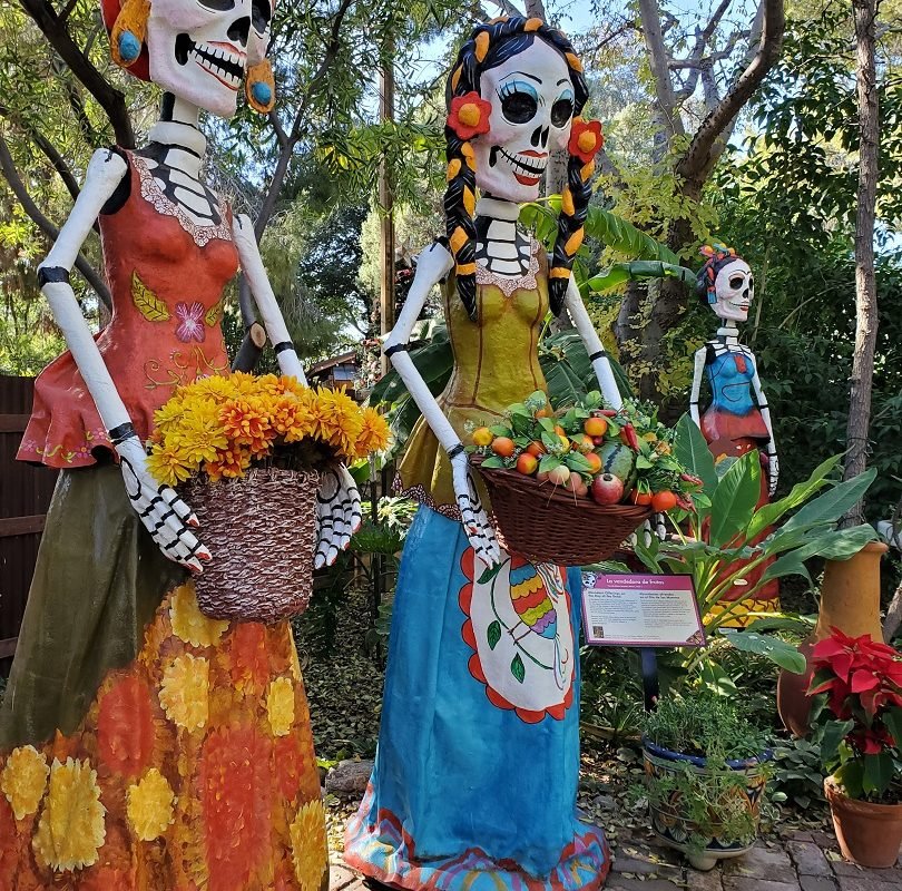 La Calavera Catrina figures ion Garden