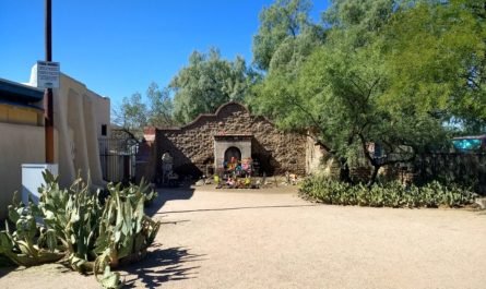 El Taradito wishing spot Tucson