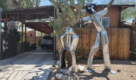 Chromed bumpers men sculpture