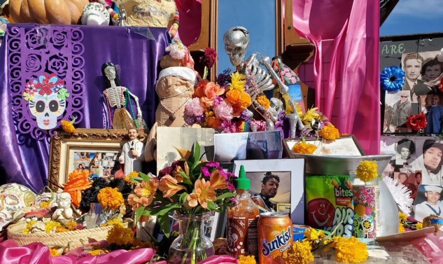 2 versions of Dia de los Muertos