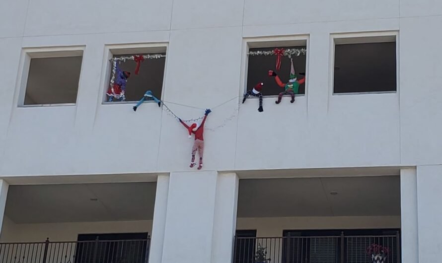 Oh, help! Elves are falling down