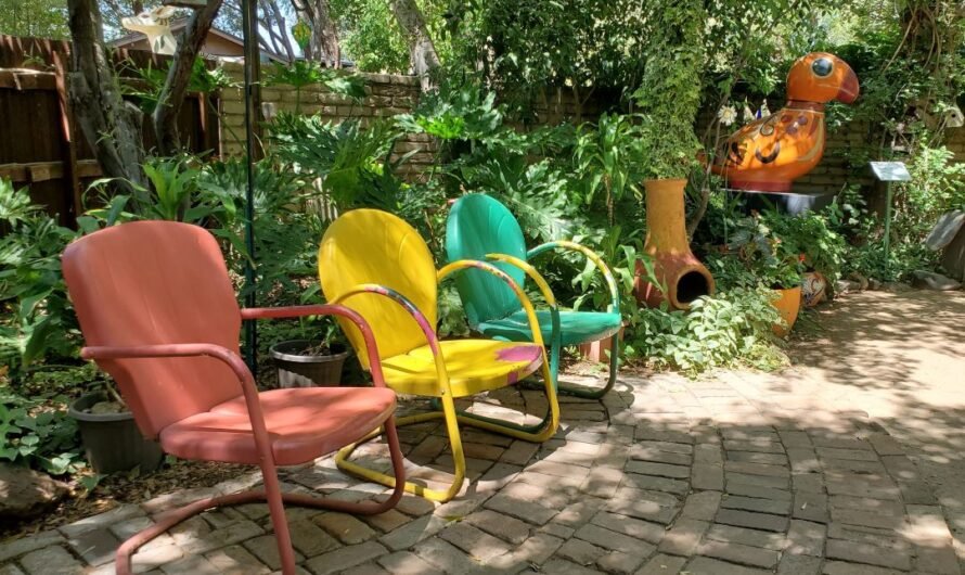 Mechanical butterflies, model trains and–oh yes–lots of cacti